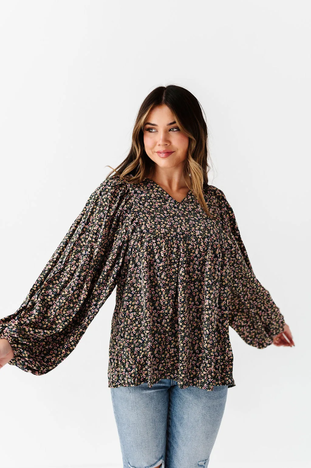 Victoria Floral Top - Size Small Left