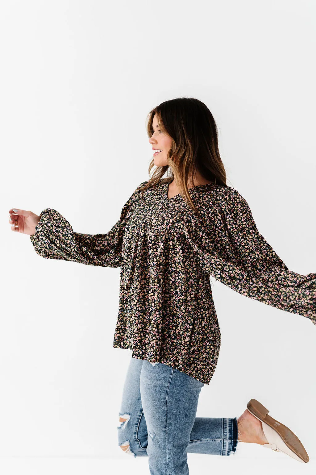 Victoria Floral Top - Size Small Left